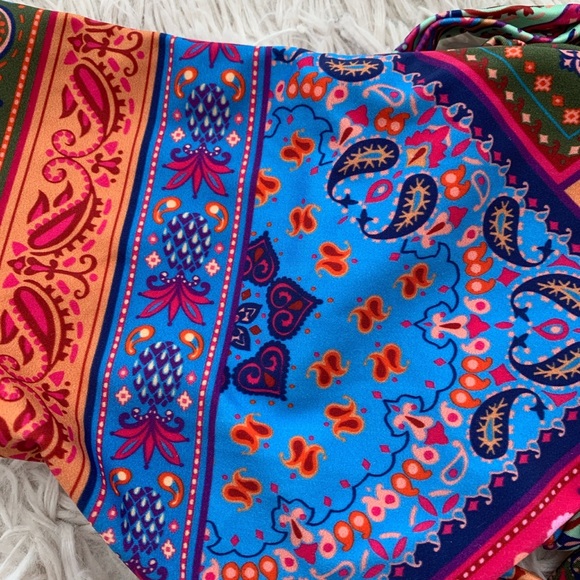 NWT colorful bandana bikini top - Picture 7 of 10